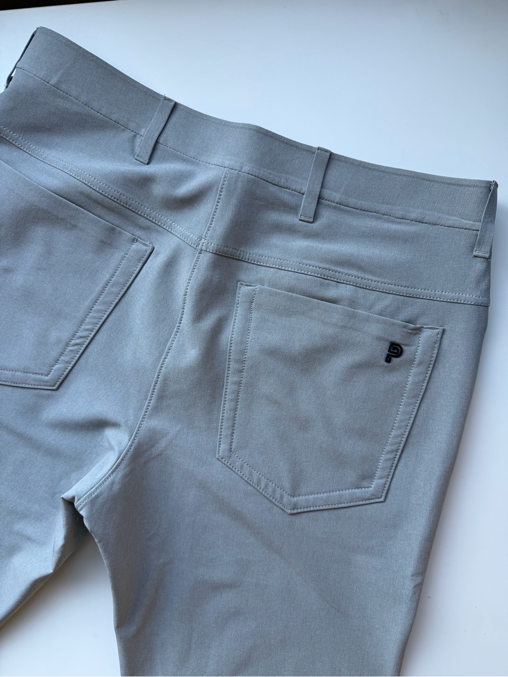 Public Rec Performance Golf Men's Light Gray Stretch Pants W32 L31